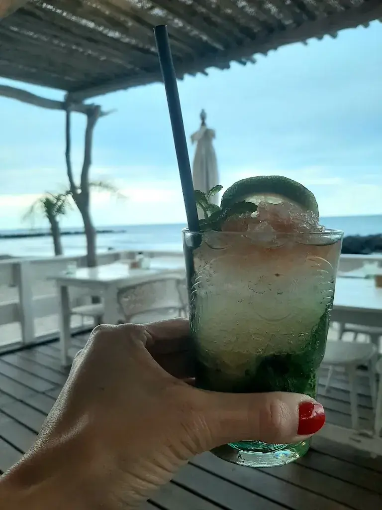 Claire G_Chiringuito vias plage_Vias_review