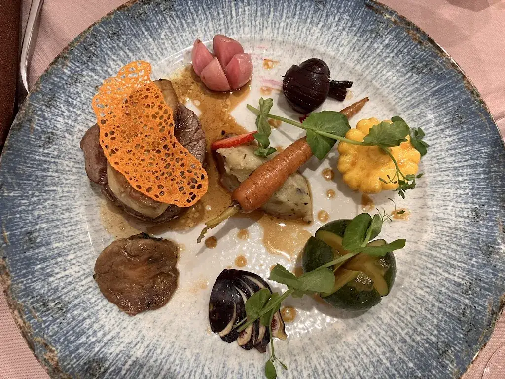 La remise à Christian Maître Restaurateur_Vias_slider_image_3