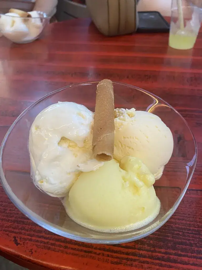 Alexandra H_Pancho Villa_Vias_review