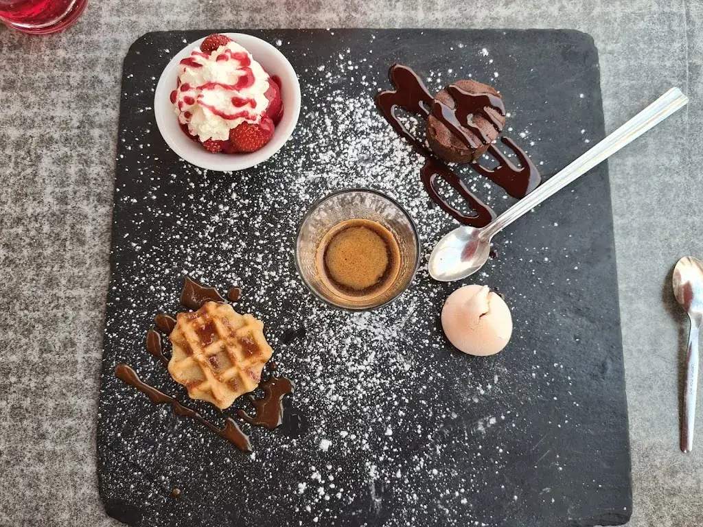 Menu_Le Saint-Pierre | Restaurant Vias_Vias_image_6