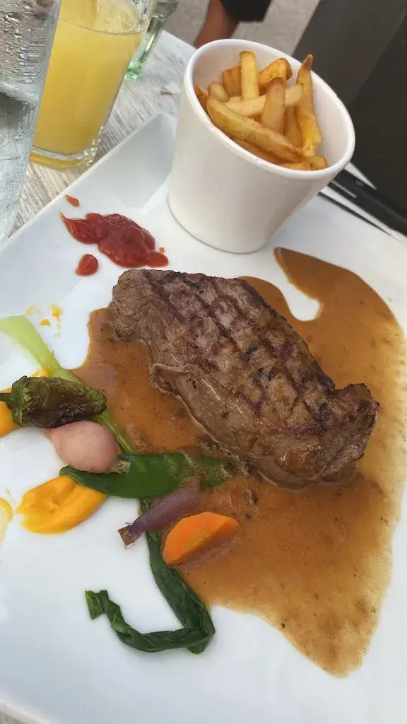 Menu_Le Saint-Pierre | Restaurant Vias_Vias_image_8