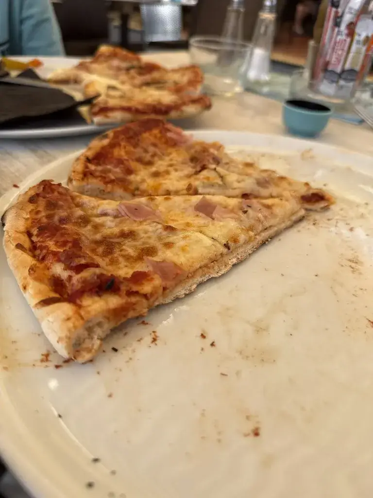 Mike Maingie_La brasserie Vias-plage_Vias_review