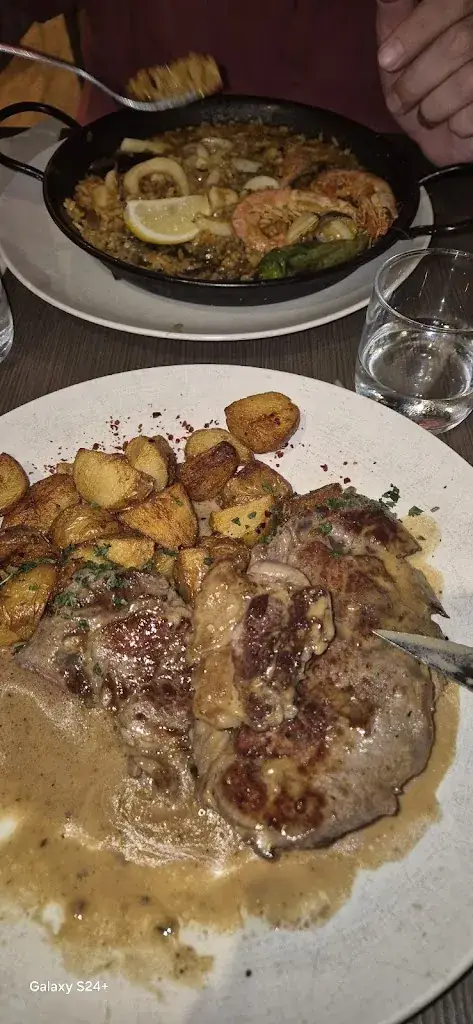 Naima EL AOUD_La Boqueria - Restaurant Catalan & Bar à tapas à Meyzieu_Meyzieu_review