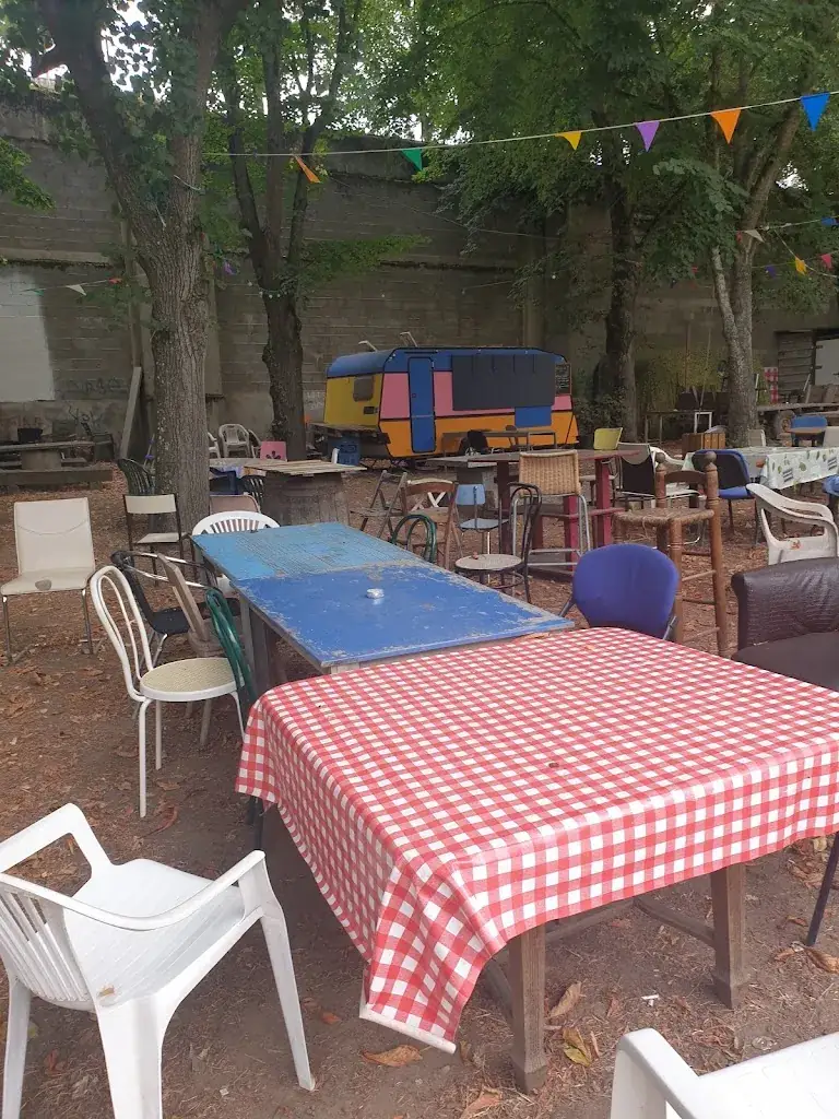 Guinguette chez marius_Vielmur-sur-Agout_slider_image_3