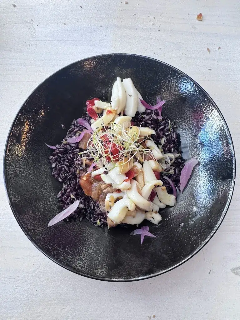 Maison Moustache_Vic-en-Bigorre_slider_image_2