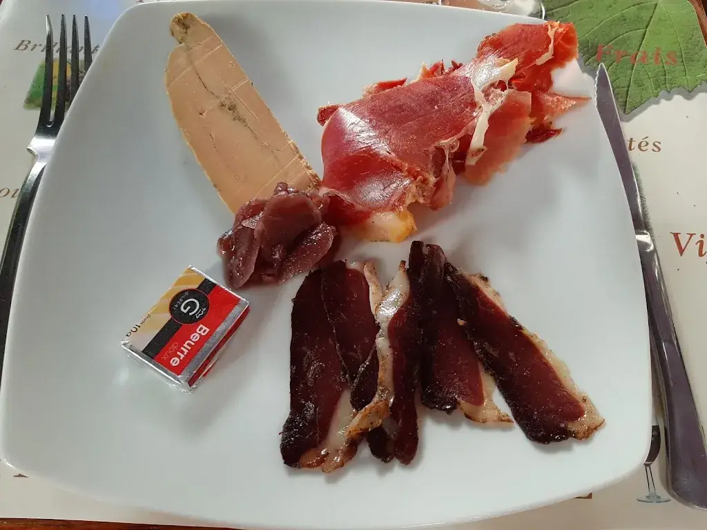 Menu_Hôtel Restaurant Le Tivoli_Vic-en-Bigorre_image_6