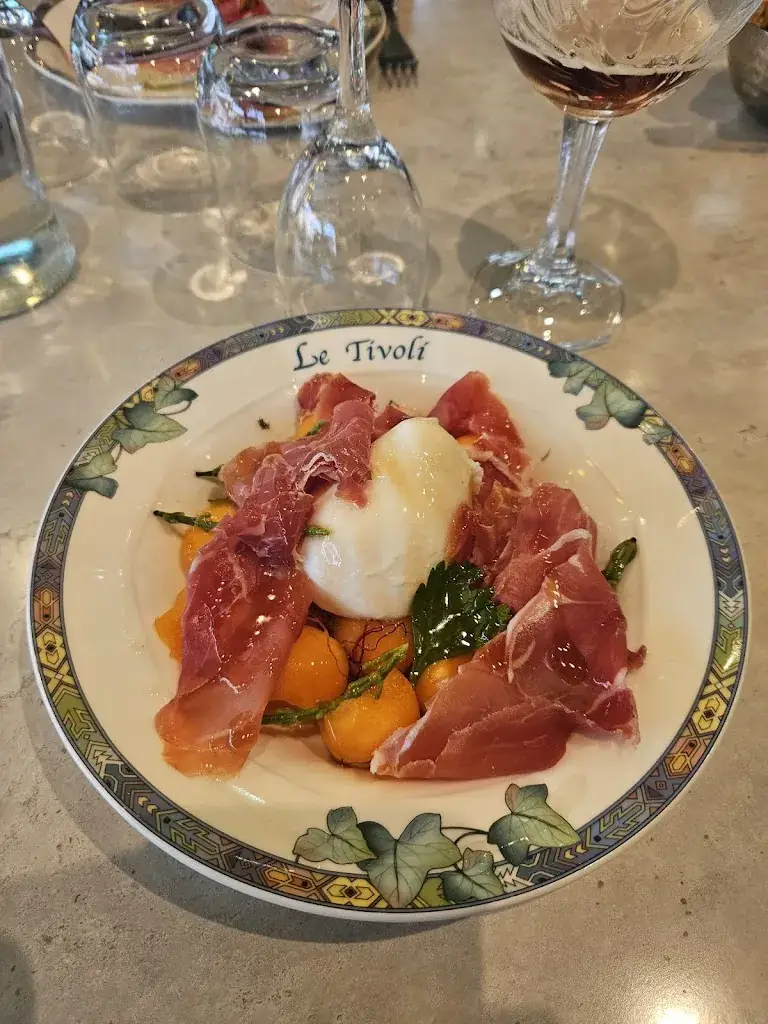 Hôtel Restaurant Le Tivoli_Vic-en-Bigorre_slider_image_3