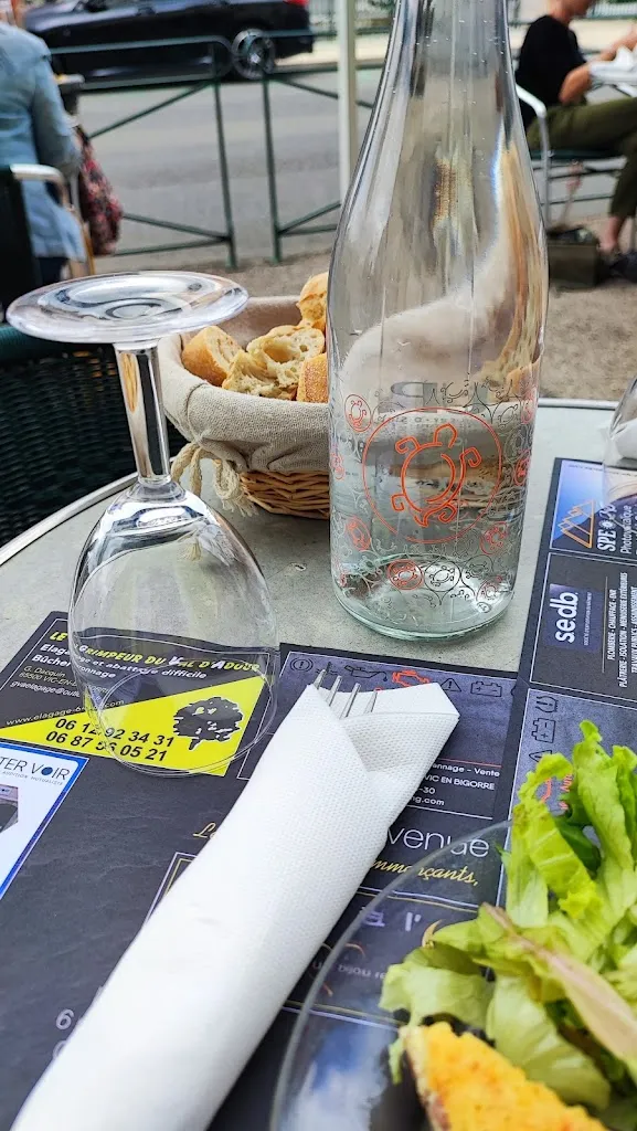 Menu_Le Central Sarl_Vic-en-Bigorre_image_4