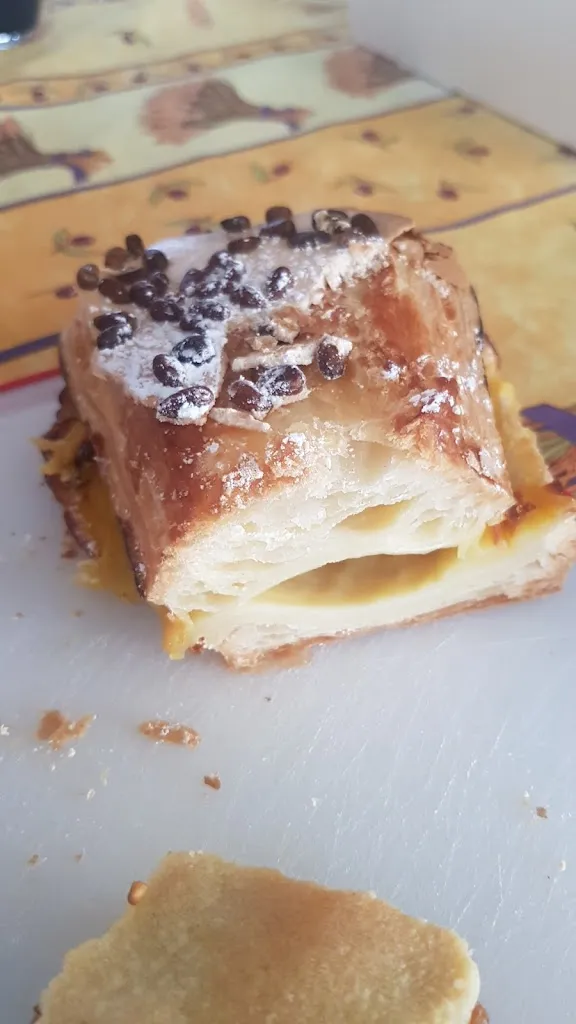 Jose Exposito_Maison Raynier – Boulangerie Pâtisserie Villegailhenc_Villegailhenc_review