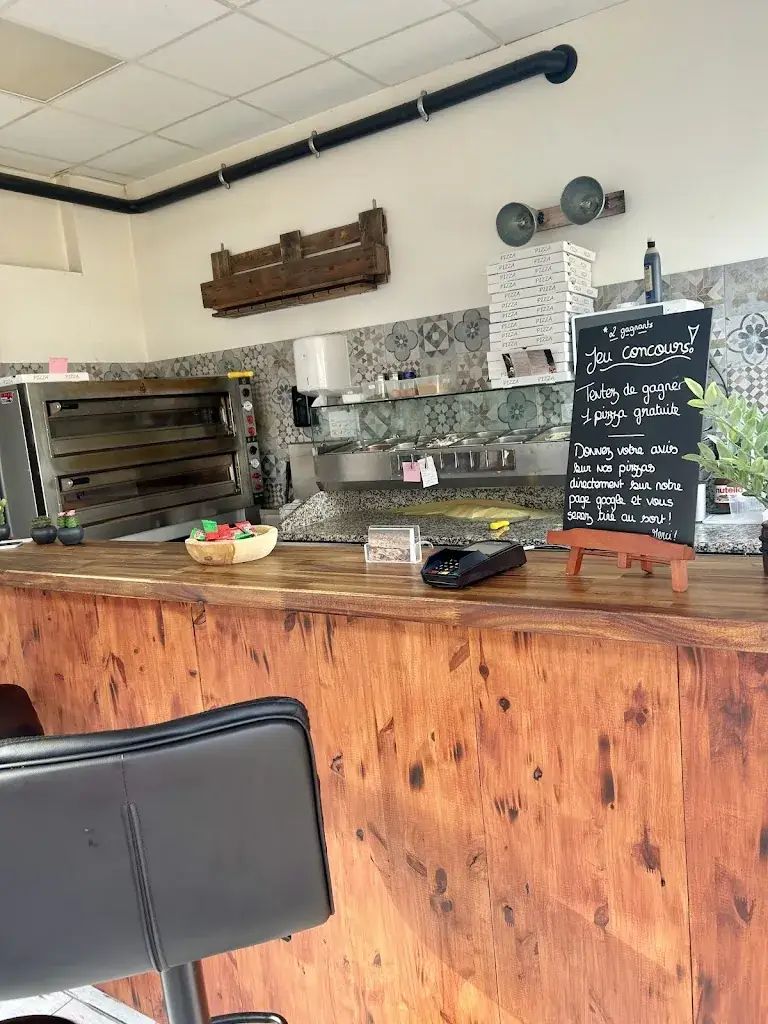 Les pizz' du fry ristorante a Villemolaque