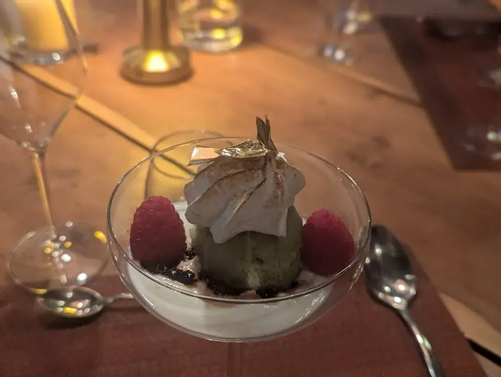 Dawn Rose_Lo potz_Vic-Fezensac_review