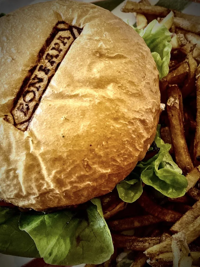 BON PAPA_Vic-Fezensac_slider_image_3