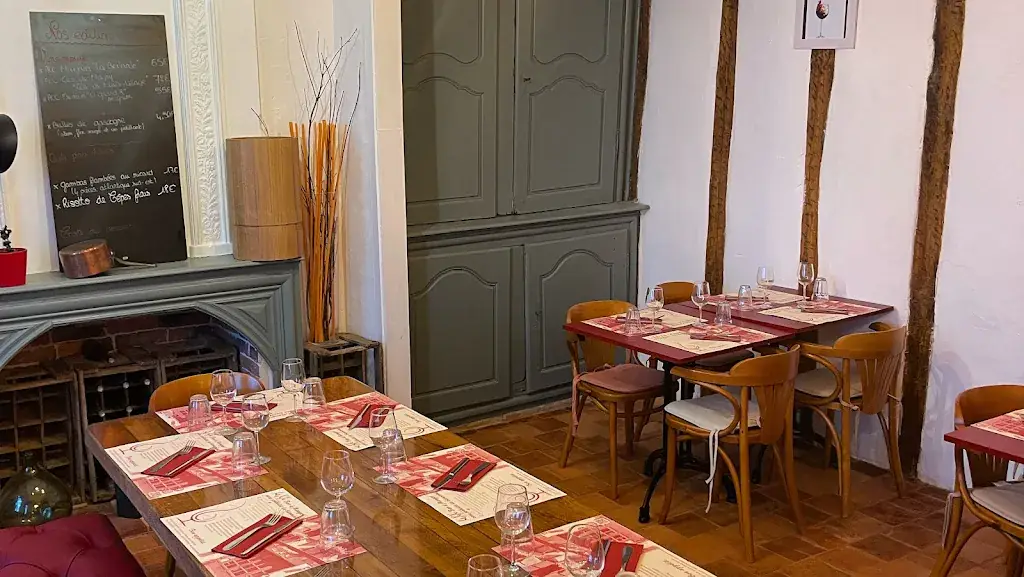 Le XX Bar à manger restaurant in Vic-Fezensac