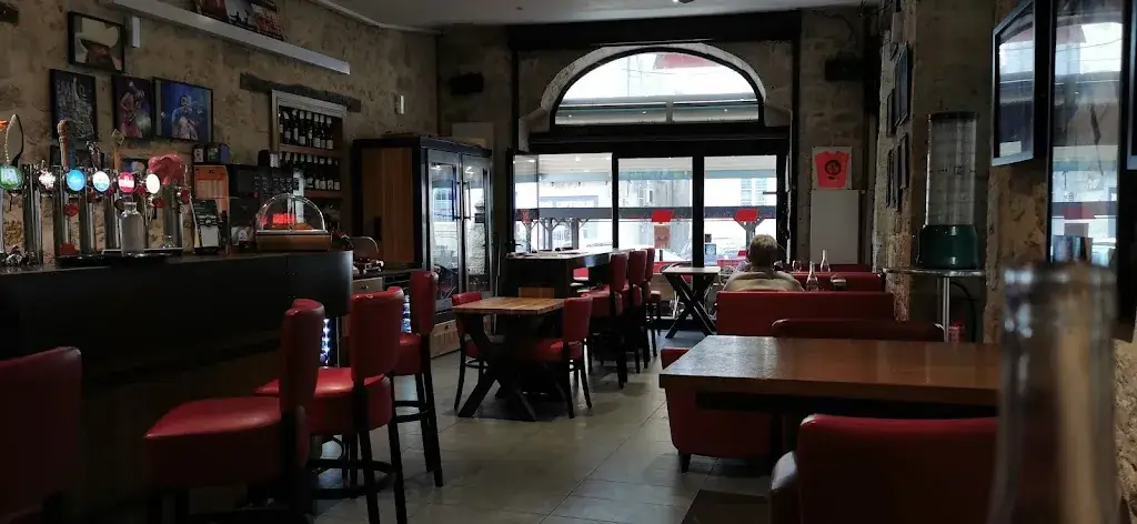 L G_Bar Ataclau_Vic-Fezensac_review