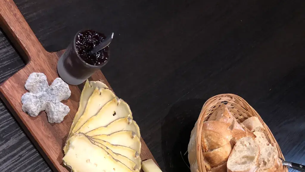 Bar Ataclau_Vic-Fezensac_slider_image_2