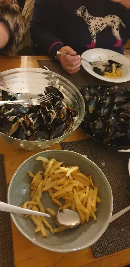 William Hanley_La Taverne de d'Artagnan_Lupiac_review