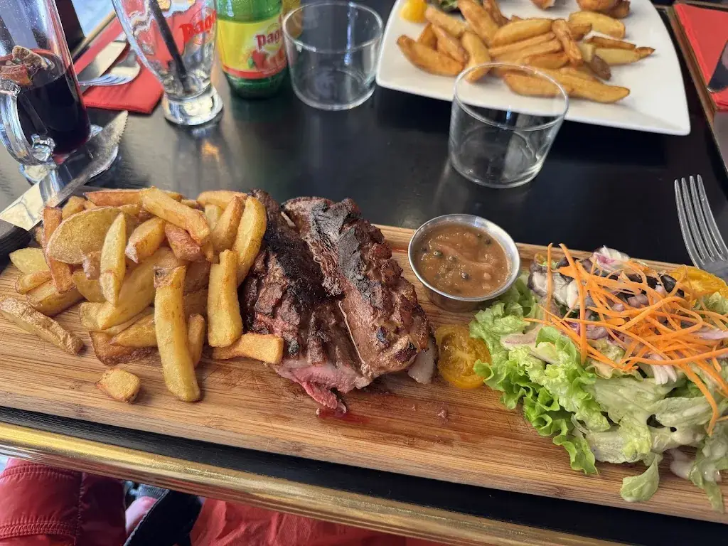 Leslie Juvin-Acker_Le Petit Marcou_Carcassonne_review