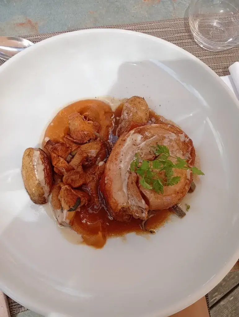 Eve Segear_Restaurant Les Sarments_Arnas_review