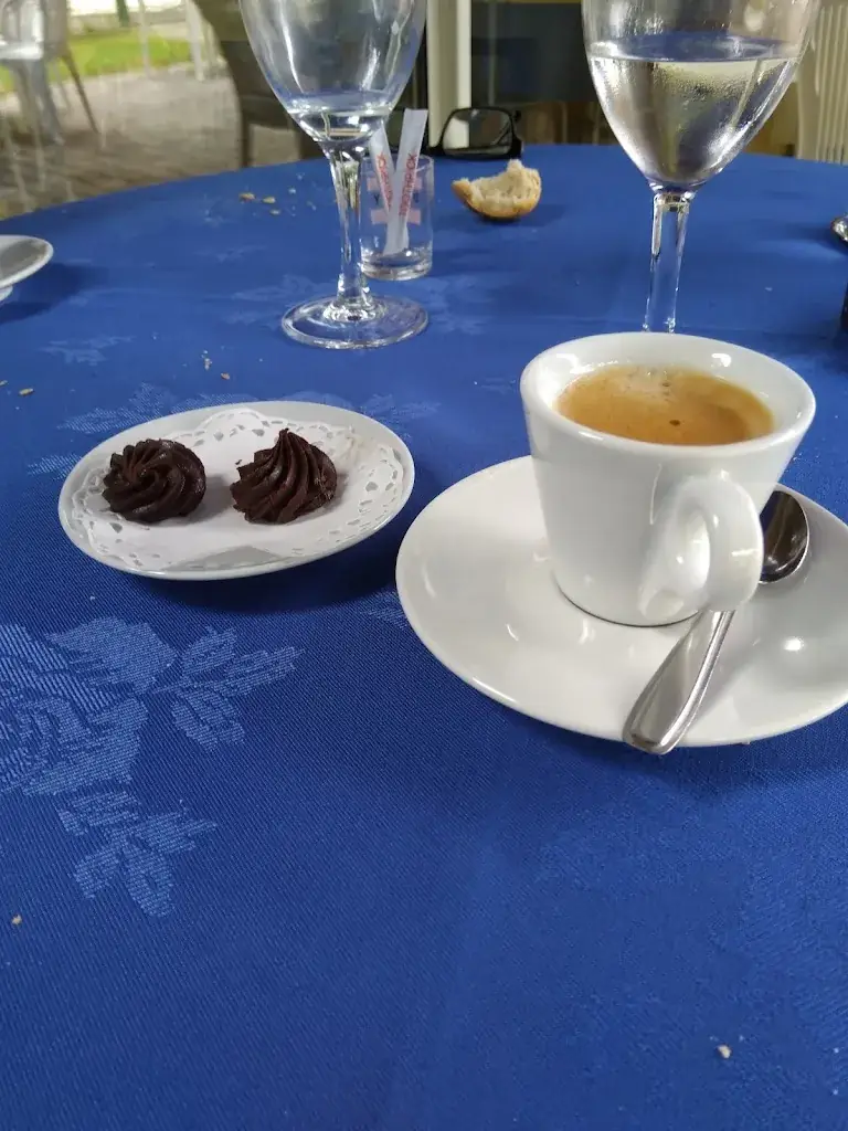 Menu_Restaurant Le Clos Bleu_Villeneuve-de-Rivière_image_3