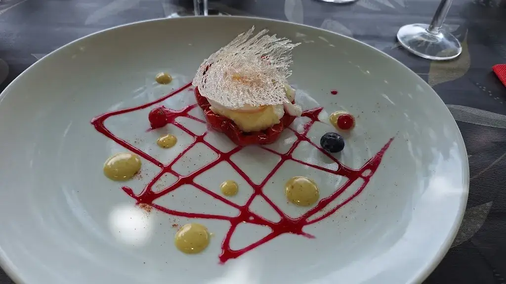 Karine Jacquet_Le Cherimoya Restaurant_Villeneuve-de-Rivière_review