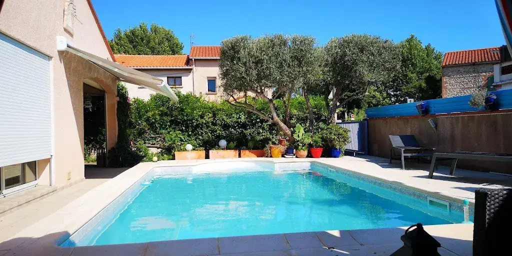 CARPE DIEM Table et Chambres d'hôtes familiales_Villeneuve-la-Rivière_slider_image_3