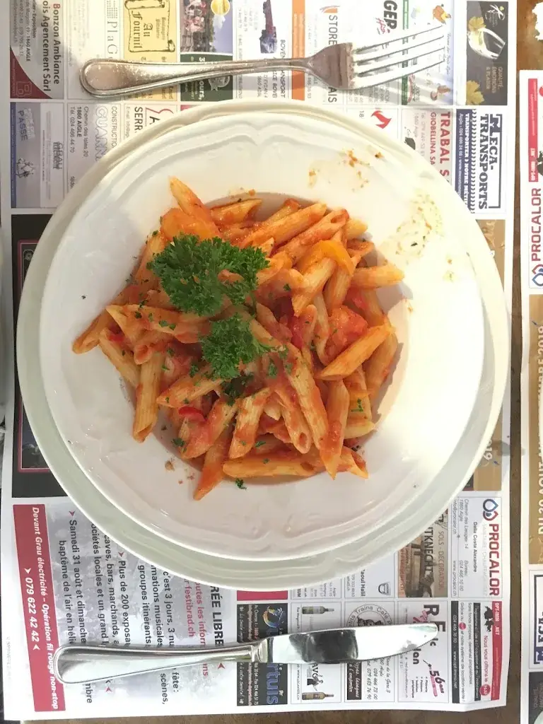 Praveen Bn_Étoile_Villeneuve_review