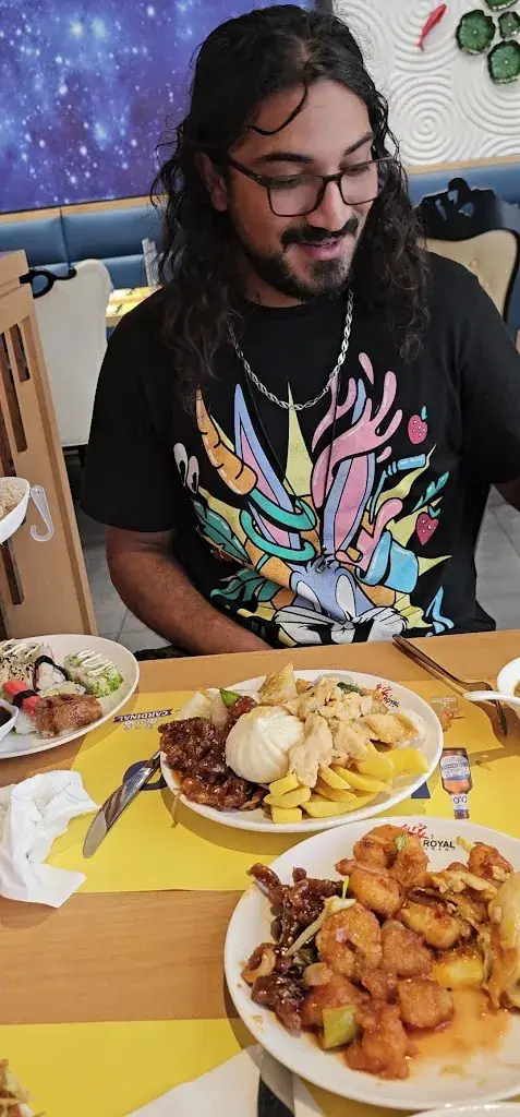 Restaurant Wok Royal Villeneuve_Villeneuve_slider_image_2