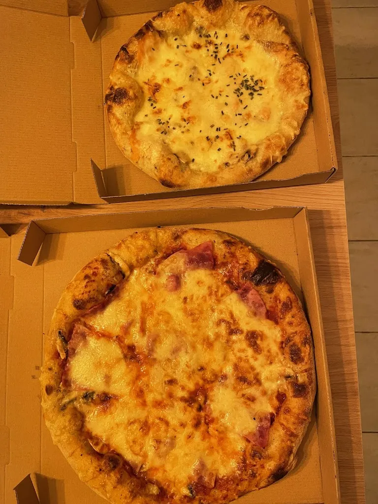 Hernandez Cyril_A Fleur de Pate_Villenouvelle_review