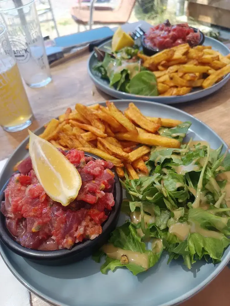 Candice Rocher_La Guinguette de Roger et Fifi, Montpellier_Villeneuve-lès-Maguelone_review