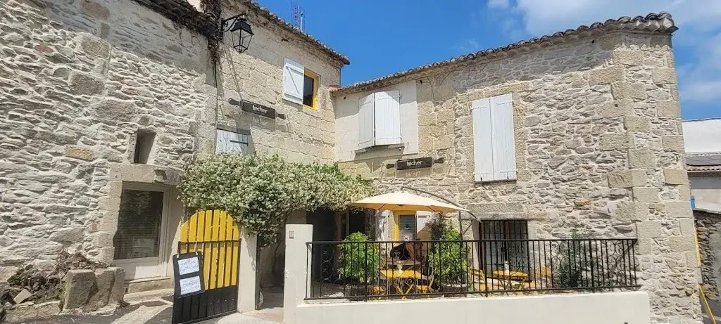 Christina Brienne_techer L'authenticité._Villetelle_review