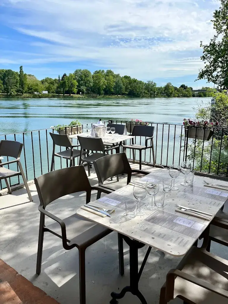 La Guinguette Du Vieux Moulin - Restaurant Villeneuve-Lès-Avignon restaurante en Villeneuve-lès-Avignon