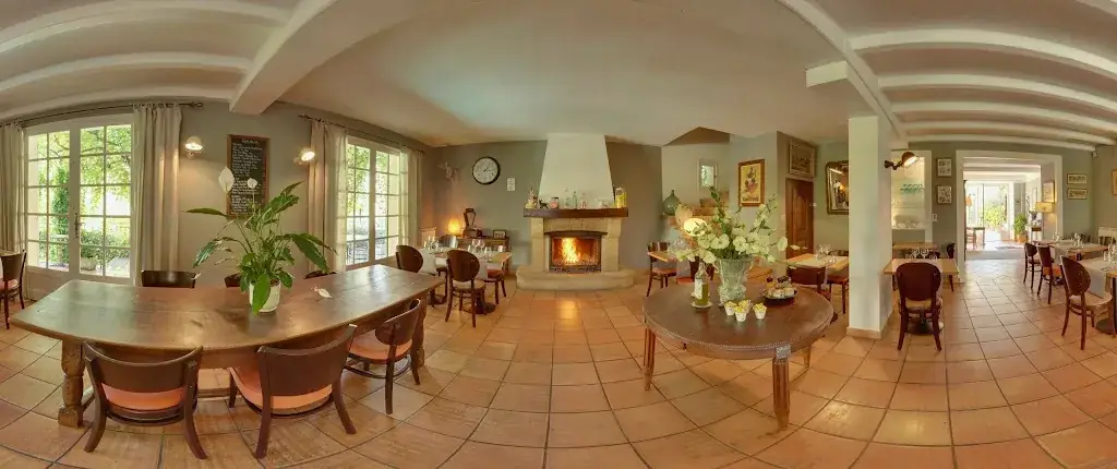 Restaurant La Livrée - Villeneuve lès Avignon_Villeneuve-lès-Avignon_slider_image_1