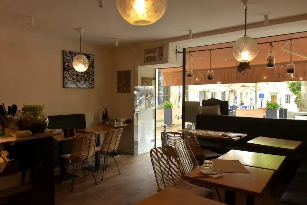 Apium Restaurant in Villeneuve-lès-Avignon