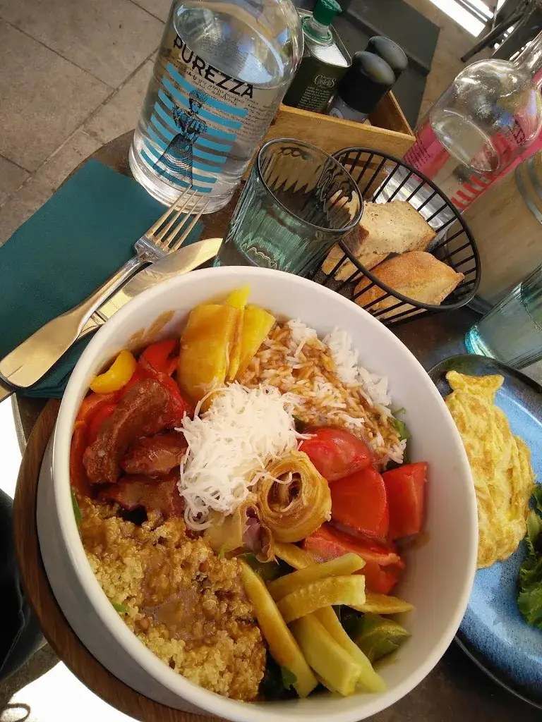 donsie c_L'Annexe_Villeneuve-lès-Avignon_review