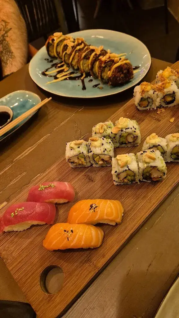 Cyrielle B_ShiFuMi_Villeneuve-lès-Avignon_review