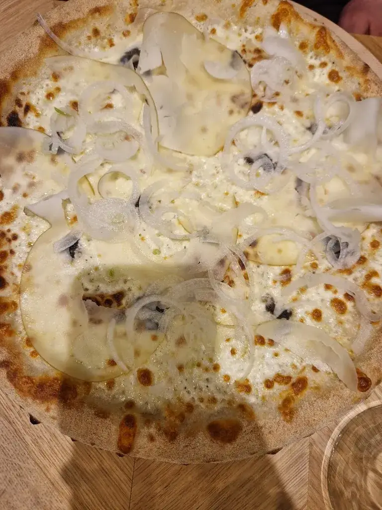 Menu_Jordan Tomas - Pizza Mamamia Mions_Mions_image_6