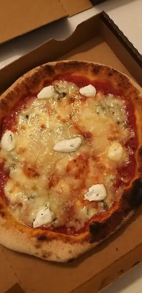 Menu_Jordan Tomas - Pizza Mamamia Mions_Mions_image_9