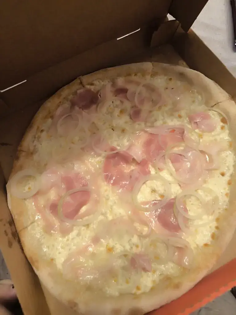 Shadow Space_Jordan Tomas - Pizza Mamamia Mions_Mions_review