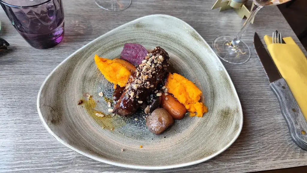 Restaurant Bar à Vin Le 46_Avignon_slider_image_3