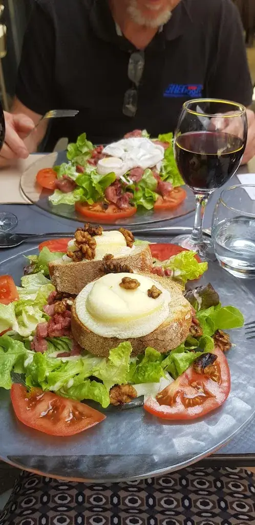 Janet Burghoorn_Restaurant O'zinc_Viviez_review