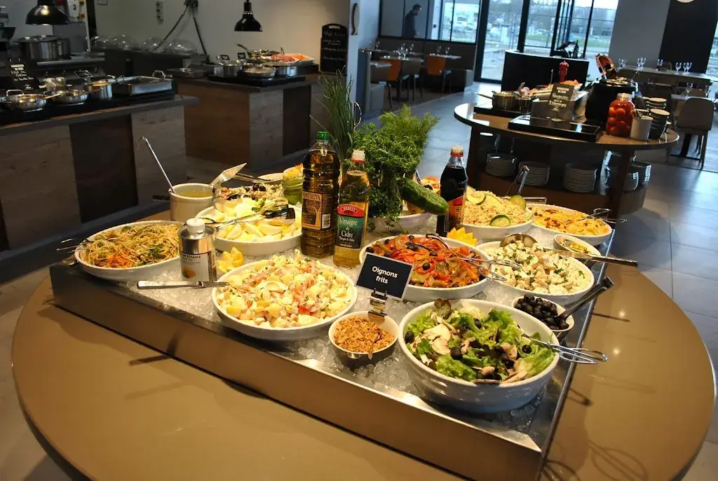 Les Comptoirs d'Alice_Saint-Berthevin_slider_image_3