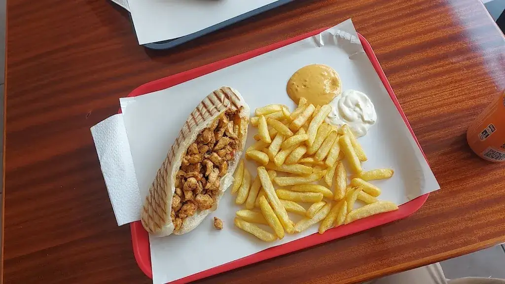 Menu_Le Bonheur Des Papilles_Saint-Berthevin_immagine_4