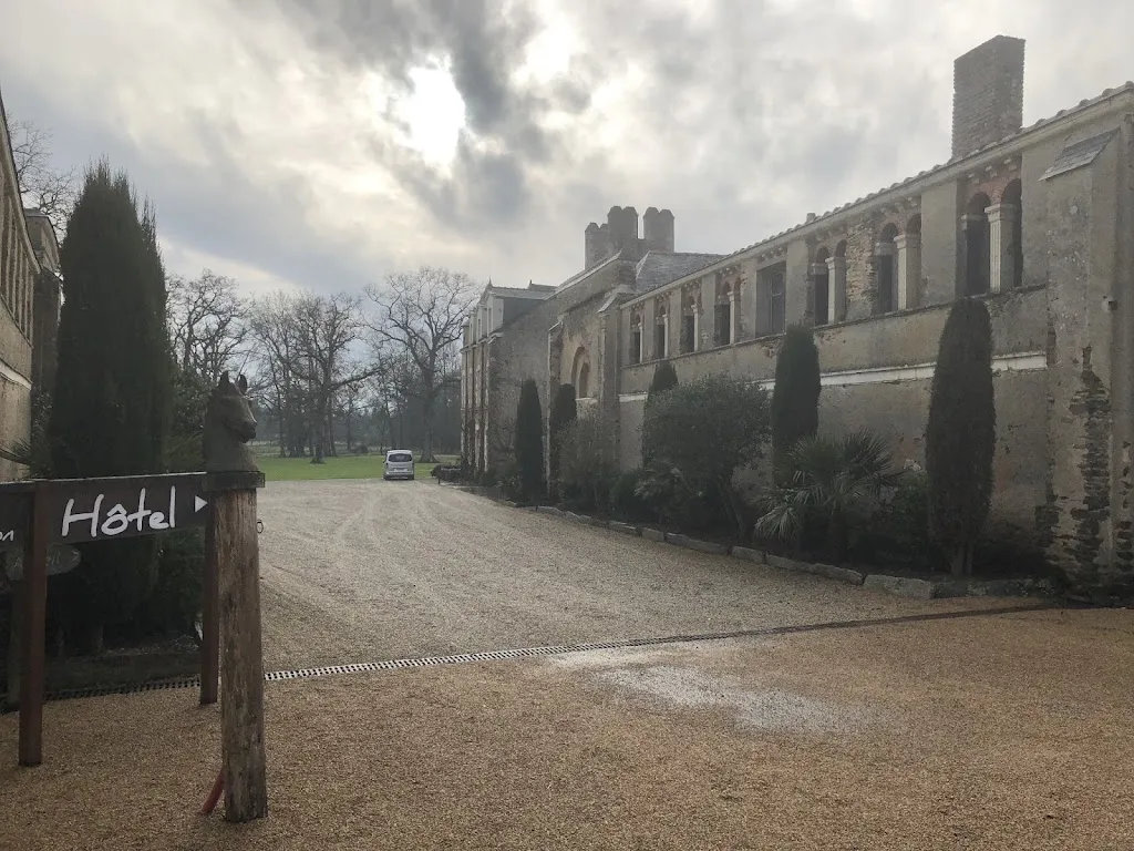 Norvel Hermanovski_Le Manoir De La Jahotière_Abbaretz_review