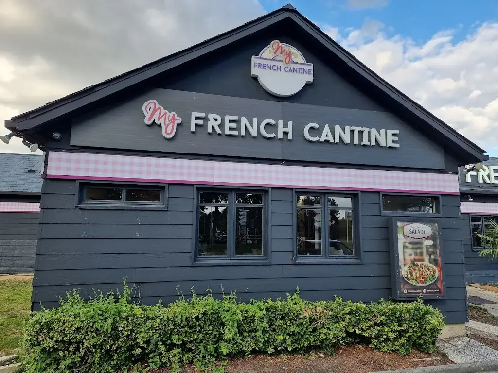 Roald Kleiveland_French Cantine ® - Villepinte I Restaurant autour de moi I Brasserie Halal_Villepinte_review