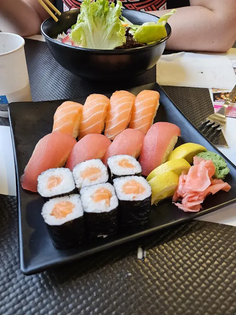 Linsey_O' Crousti D'Asie._Villepinte_review