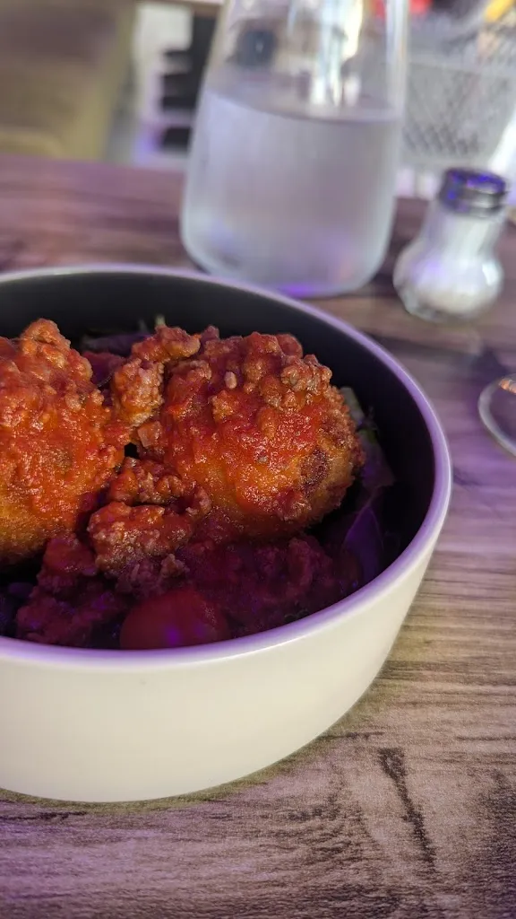 Amin93700_La Mama_Villepinte_review