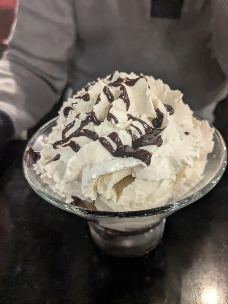 Isabelle R_Ô Carré Rouge_Aigrefeuille-sur-Maine_review