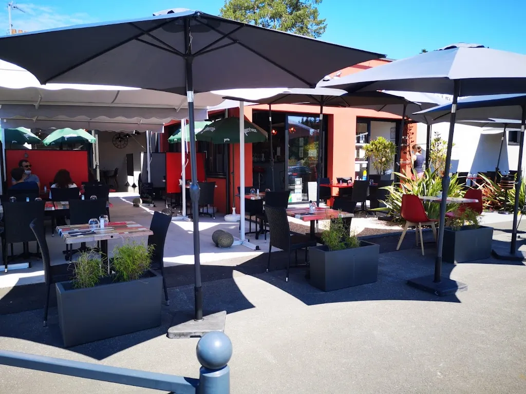 Ô Carré Rouge ristorante a Aigrefeuille-sur-Maine