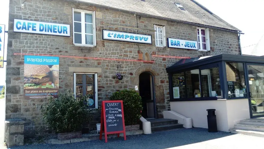 L'imprévu restaurant in Ambrières-les-Vallées