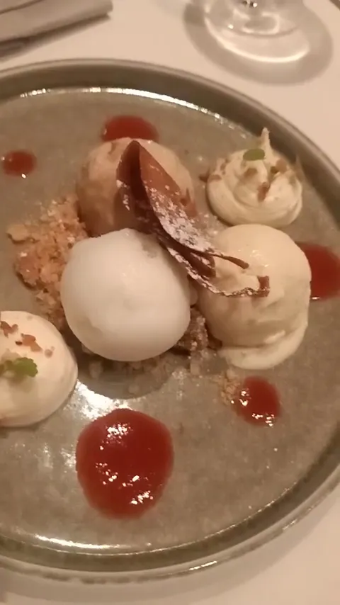 La Fleure de Ly_Metz_slider_image_2